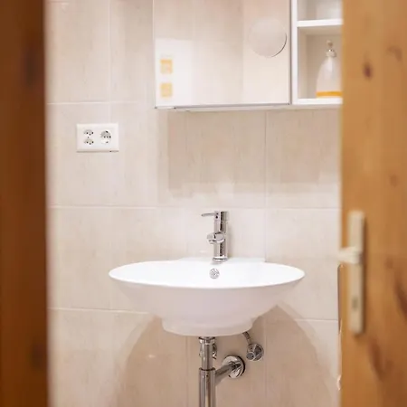 Chasa Patgific Apartment